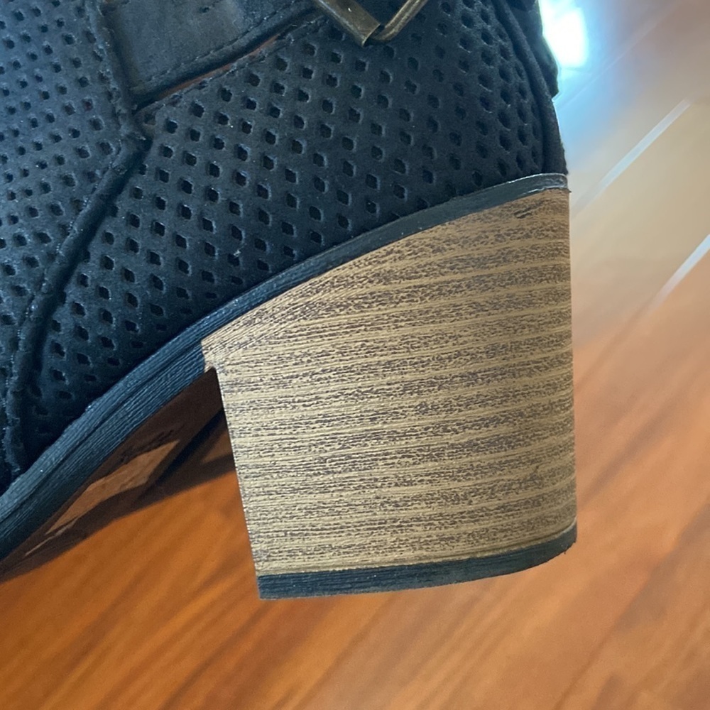 Black booties - Picture 4 of 4